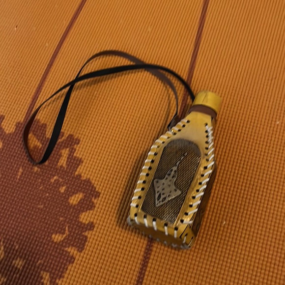 Water Bottle from Cayman Islands - Picture 2 of 2